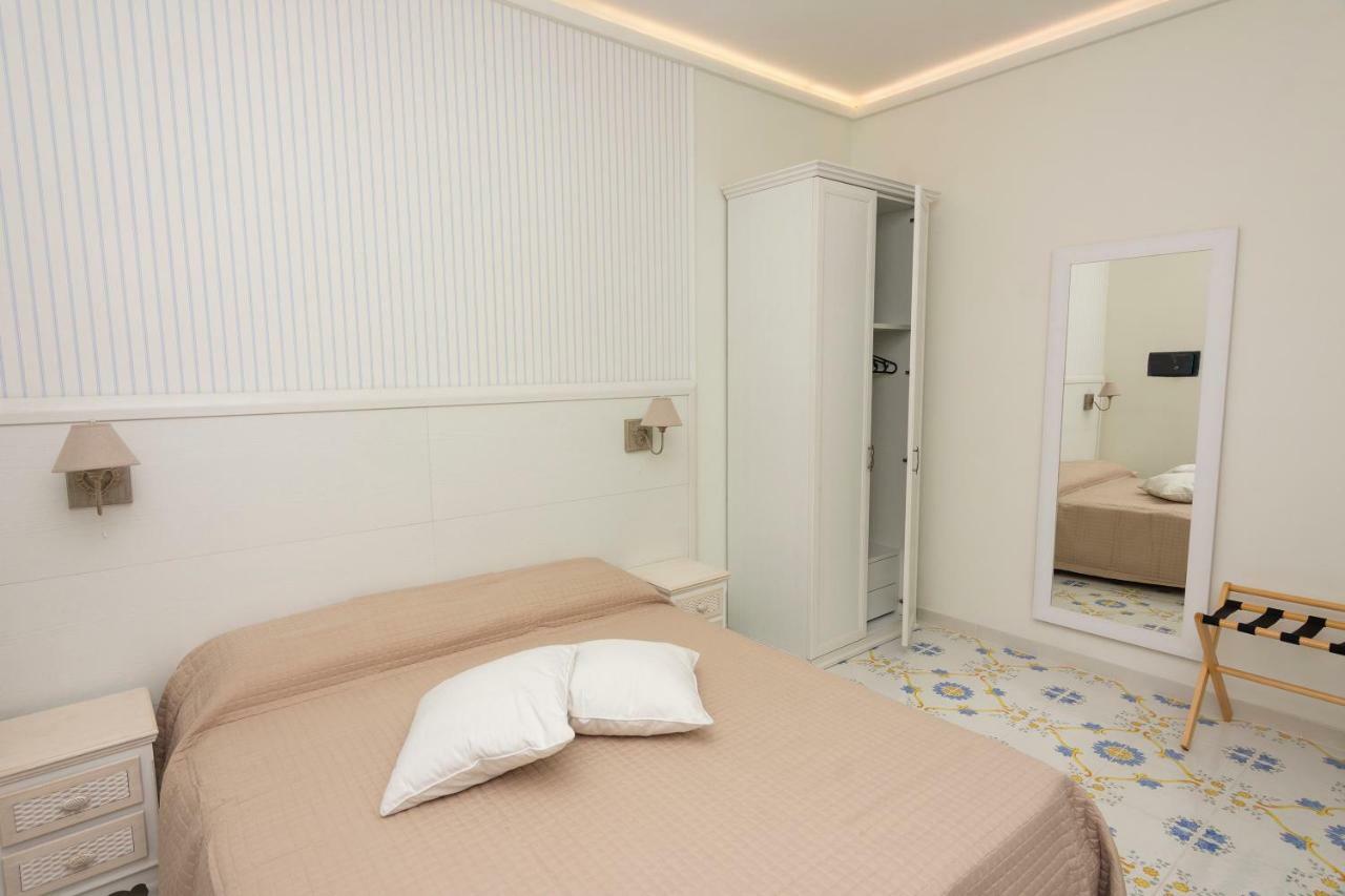 Ambra Sorrento Suites Short Rent Esterno foto