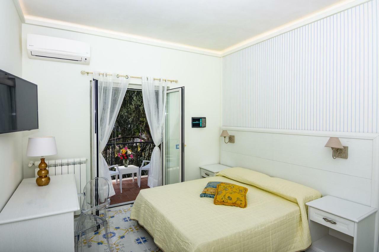 Ambra Sorrento Suites Short Rent Esterno foto